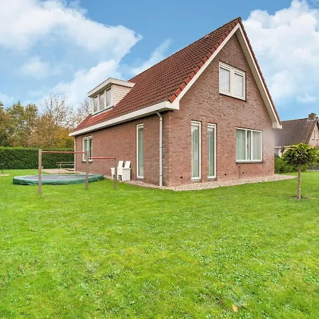 Captivating Holiday Home In Zeewolde Near Forest Esterno foto