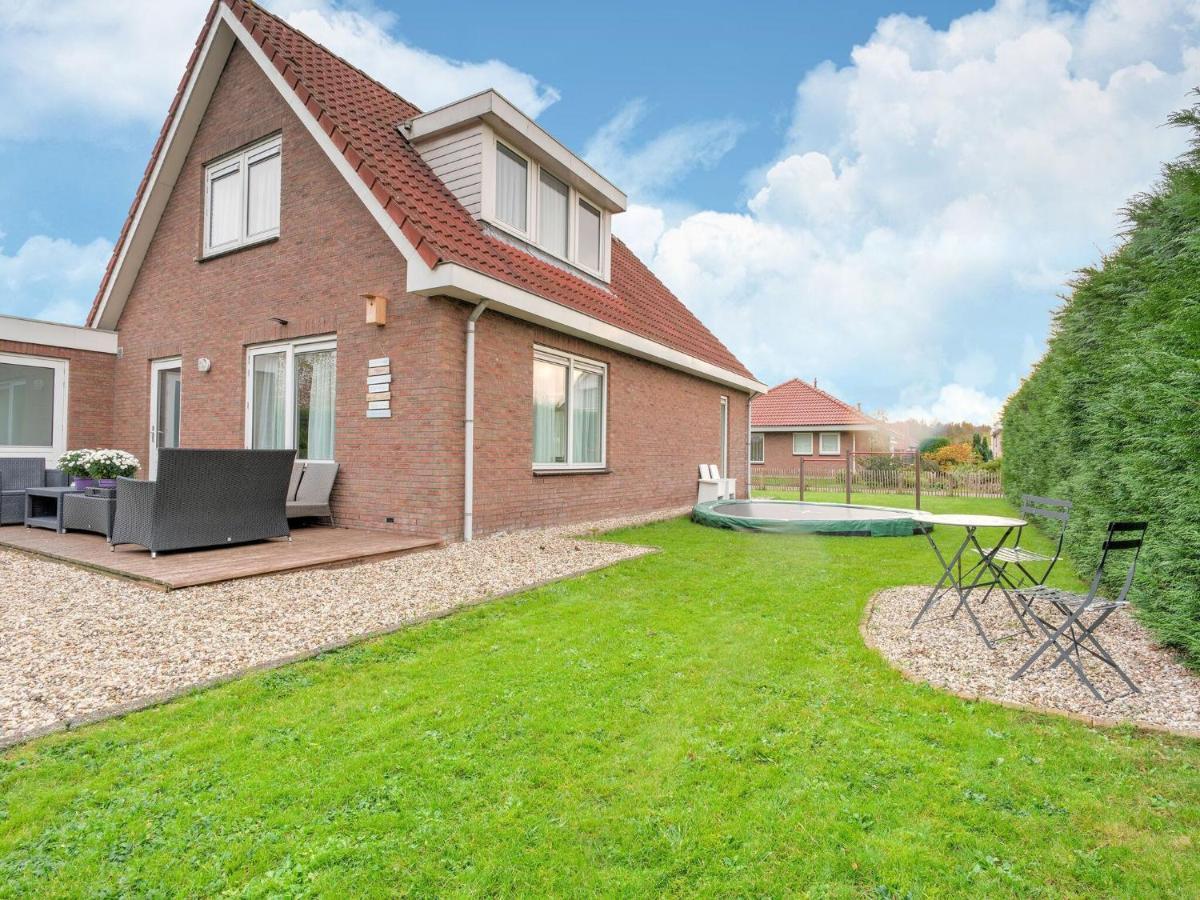 Holiday home Captivating In Near Forest Zeewolde