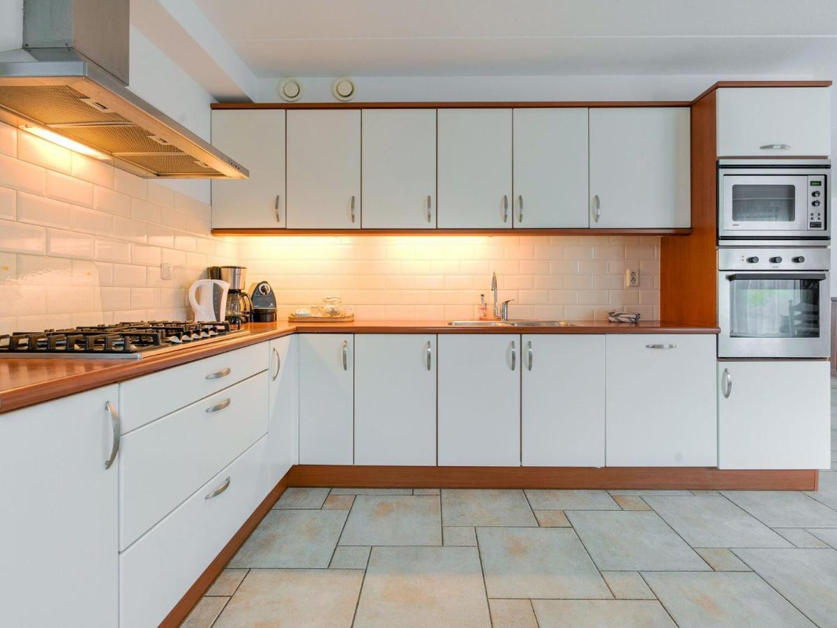 Holiday home Captivating In Near Forest Zeewolde
